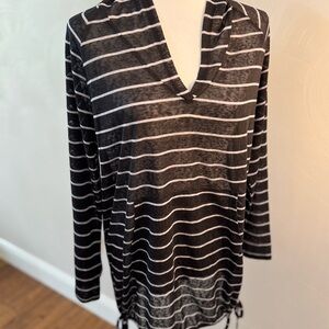 NWT Kona Sol Black & White Striped V-Neck Swim Cover-Up